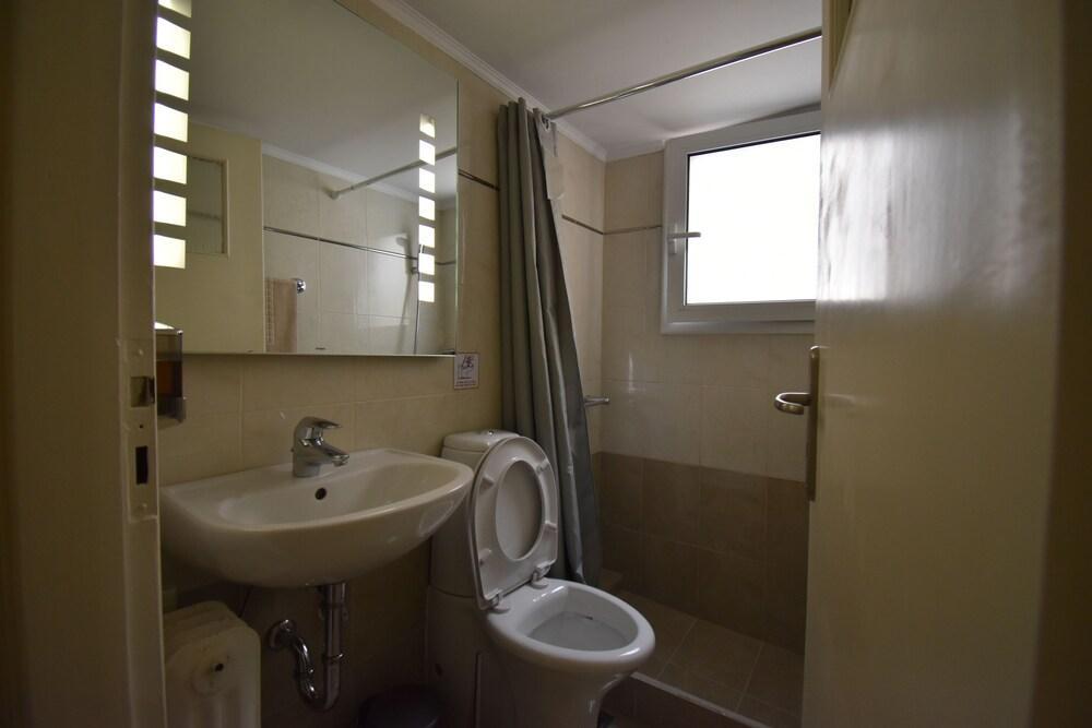 Check Point - Plaka Appartement Athene Buitenkant foto